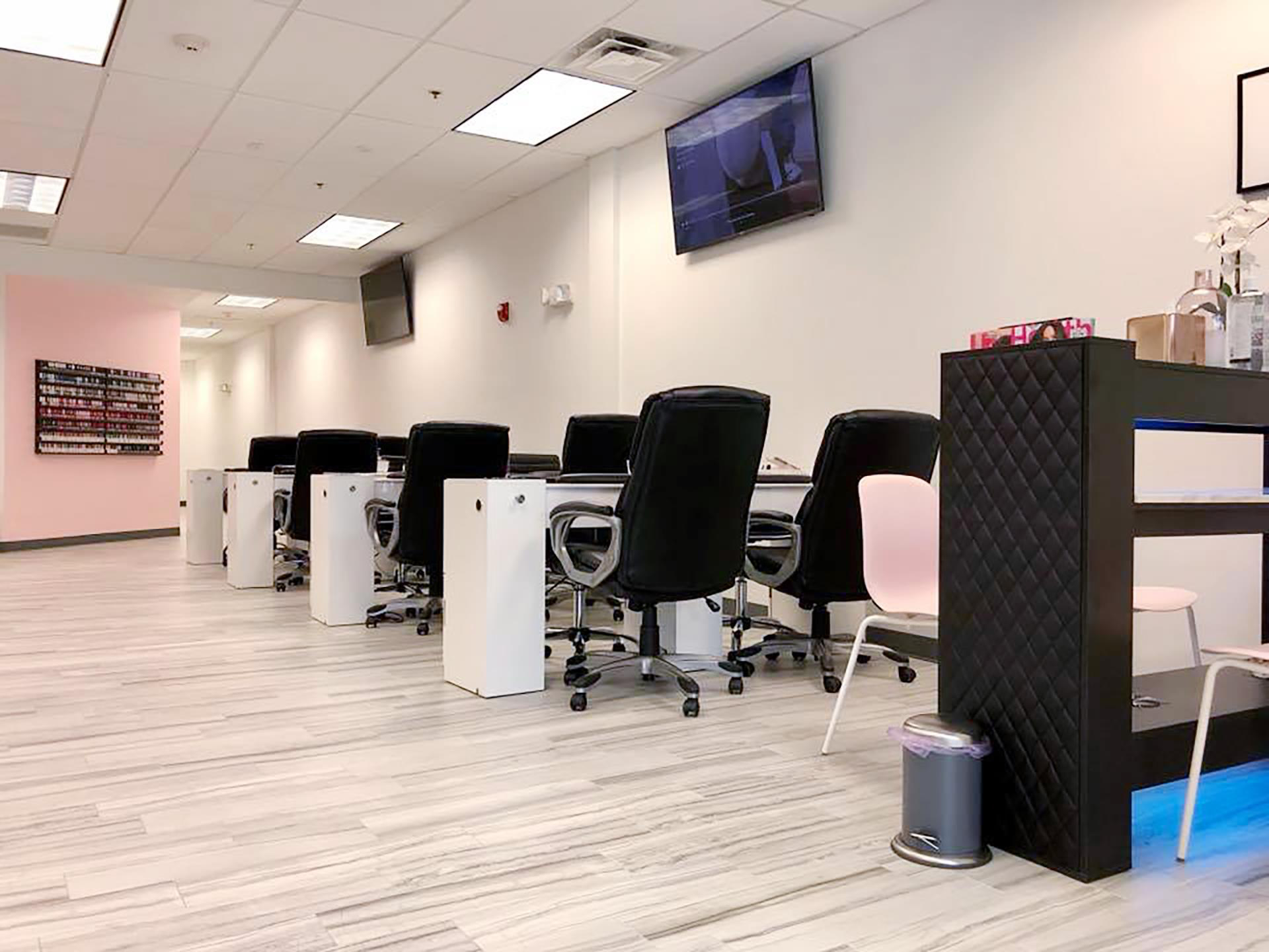 Pedicure  Lush Nail Lounge